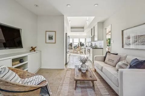 $1,899,000 | 6081 Wood Drive, Oakland, CA 94611