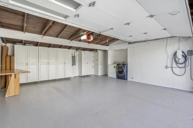 $1,899,000 | 6081 Wood Drive, Oakland, CA 94611