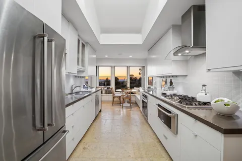 $1,899,000 | 6081 Wood Drive, Oakland, CA 94611