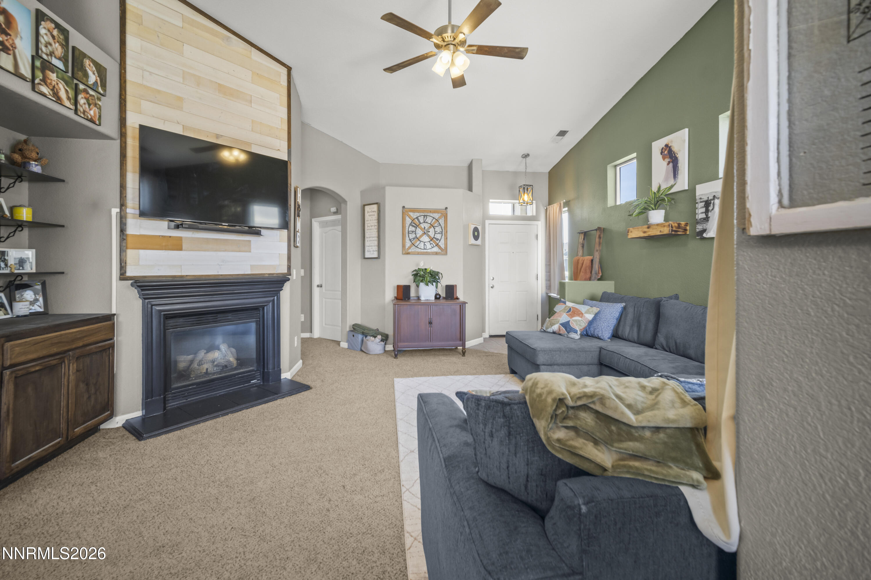 296 Fallen Leaf Lane Fernley, NV 89408 - Photo 17 of 31 _S1A9664