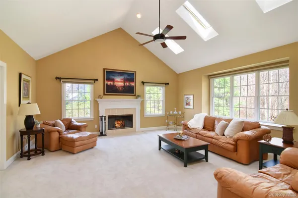 $989,000 | 77 Dimond Avenue, Cortlandt Manor, NY 10567