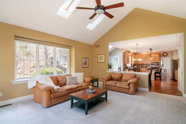 $989,000 | 77 Dimond Avenue, Cortlandt Manor, NY 10567