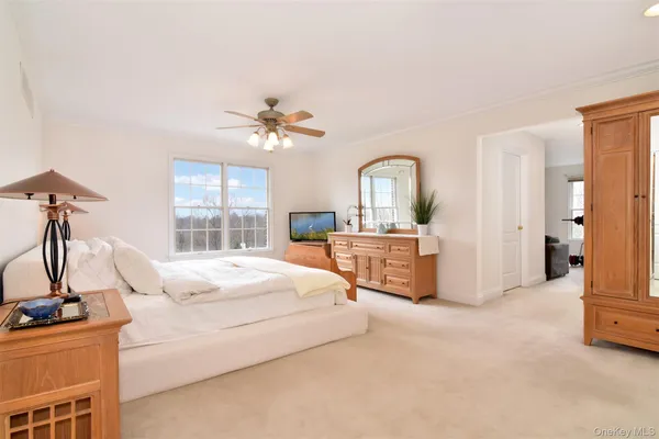 $989,000 | 77 Dimond Avenue, Cortlandt Manor, NY 10567