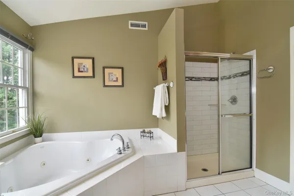 $989,000 | 77 Dimond Avenue, Cortlandt Manor, NY 10567