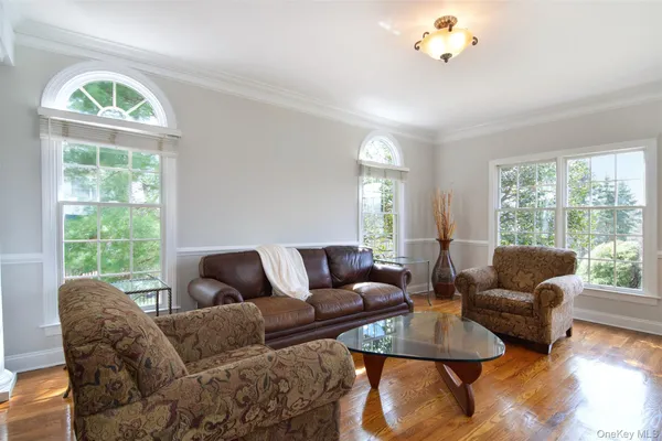 $989,000 | 77 Dimond Avenue, Cortlandt Manor, NY 10567