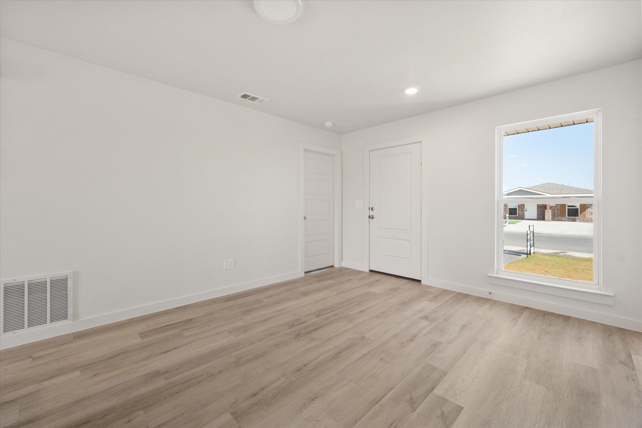 5513 Smith Street Lubbock, TX 79416 - Photo 6 of 19 06-5513 Smith9695
