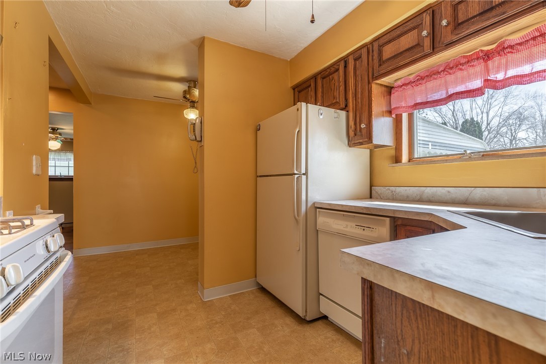 29326 Ridge Road Wickliffe, OH 44092 - Photo 12 of 26 Gallery Image 12