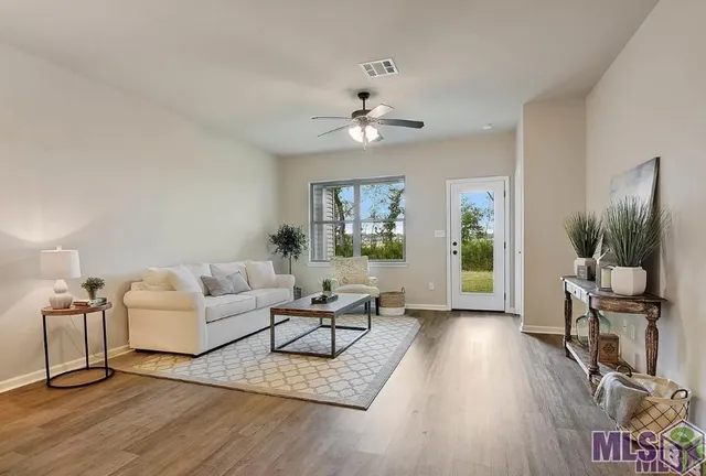 $237,900 | 17455 Berkshire Drive, Prairieville, LA 70769