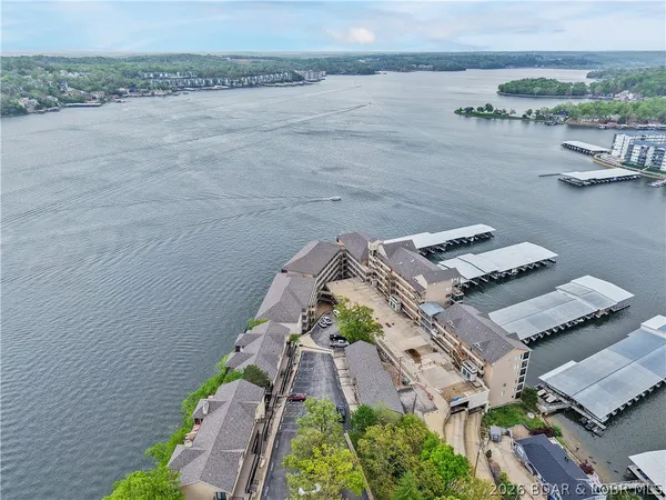 $269,000 | 138 Falls Point Drive, Unit 2A, Lake Ozark, MO 65049