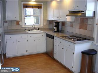 120 Joanna Road Havertown, PA 19083 - Photo 4 of 12 Kitchen