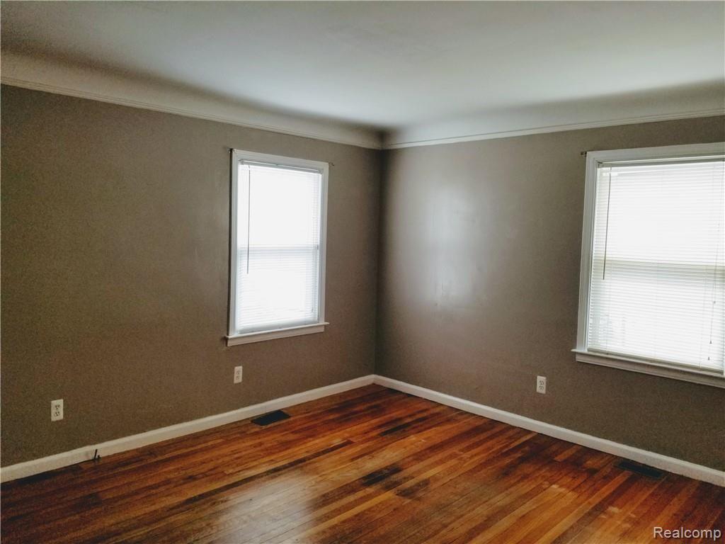 3948 Gloria Street Wayne, MI 48184 - Photo 10 of 15 20190316_123113.jpg