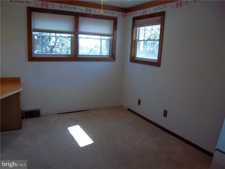 712 Carmet Road Rydal, PA 19046 - Photo 17 of 18 Bedroom 3