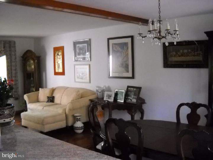 712 Carmet Road Rydal, PA 19046 - Photo 4 of 18 Dining Room