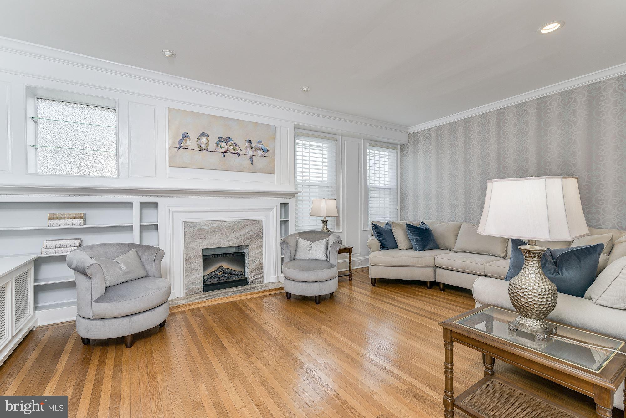 4200 Ridgewood Avenue Baltimore, MD 21215 - Photo 2 of 48 Living Room
