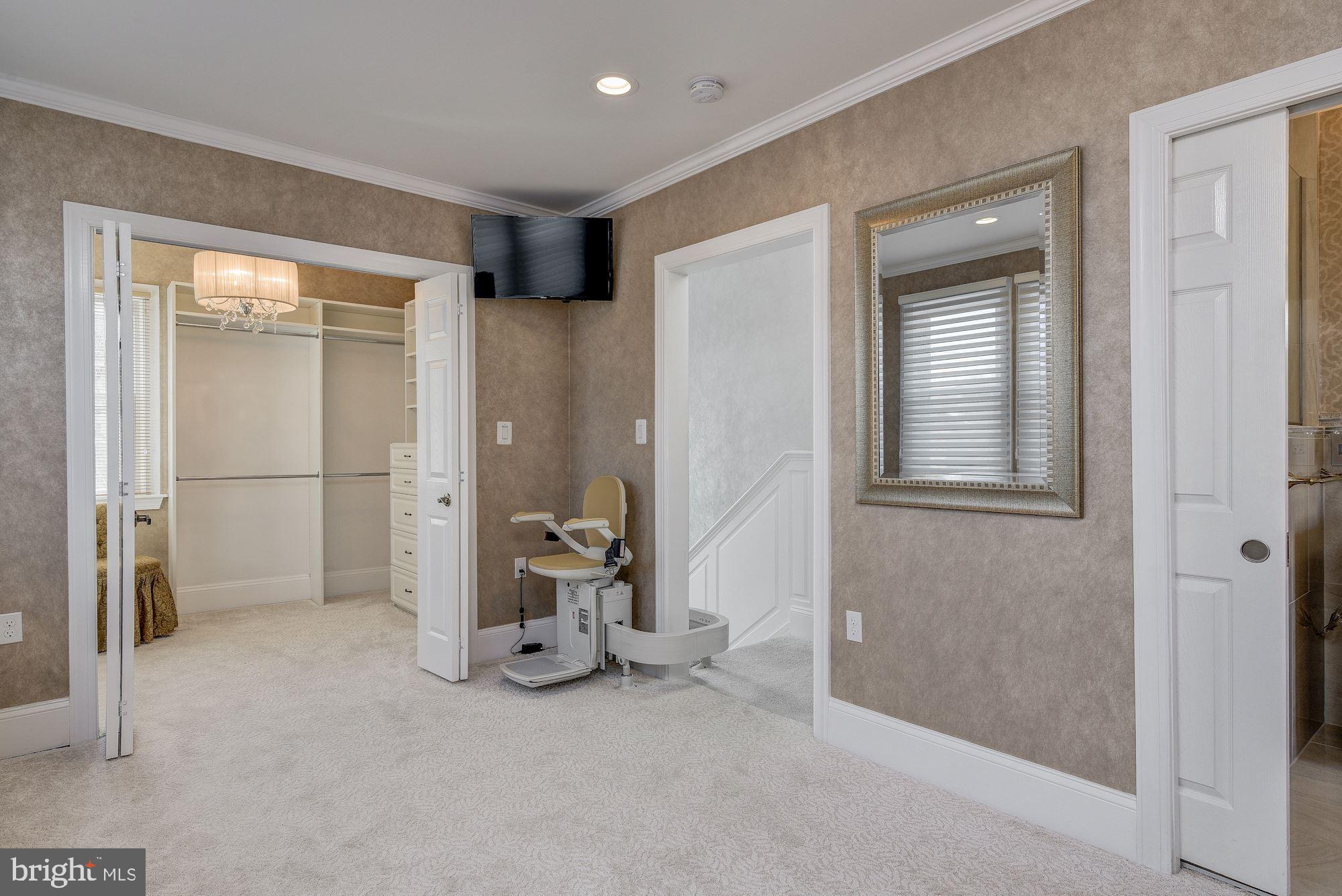 4200 Ridgewood Avenue Baltimore, MD 21215 - Photo 22 of 48 Primary Bedroom