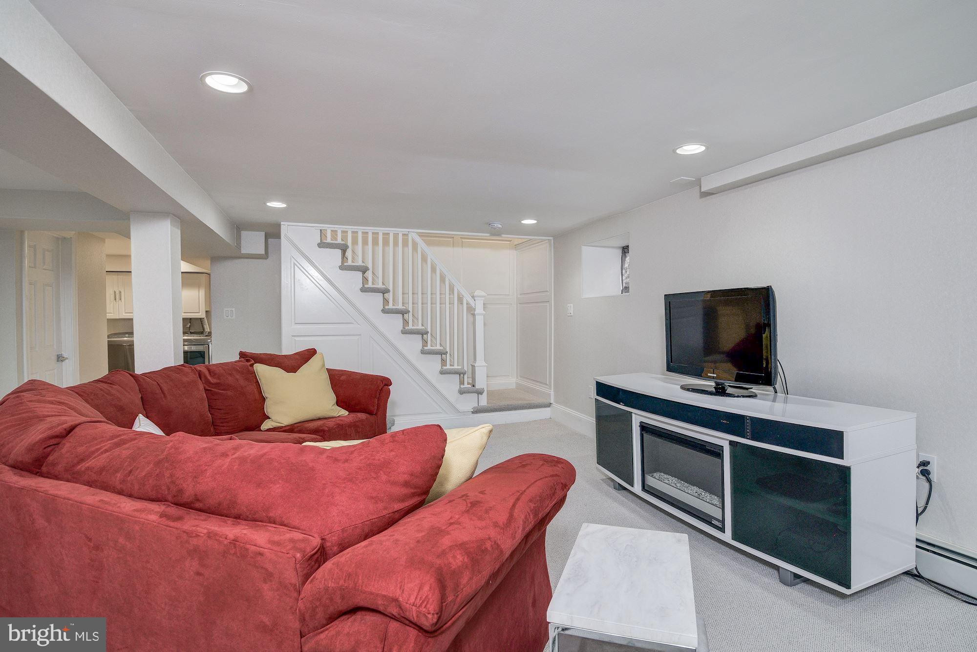 4200 Ridgewood Avenue Baltimore, MD 21215 - Photo 32 of 48 Recreation Room