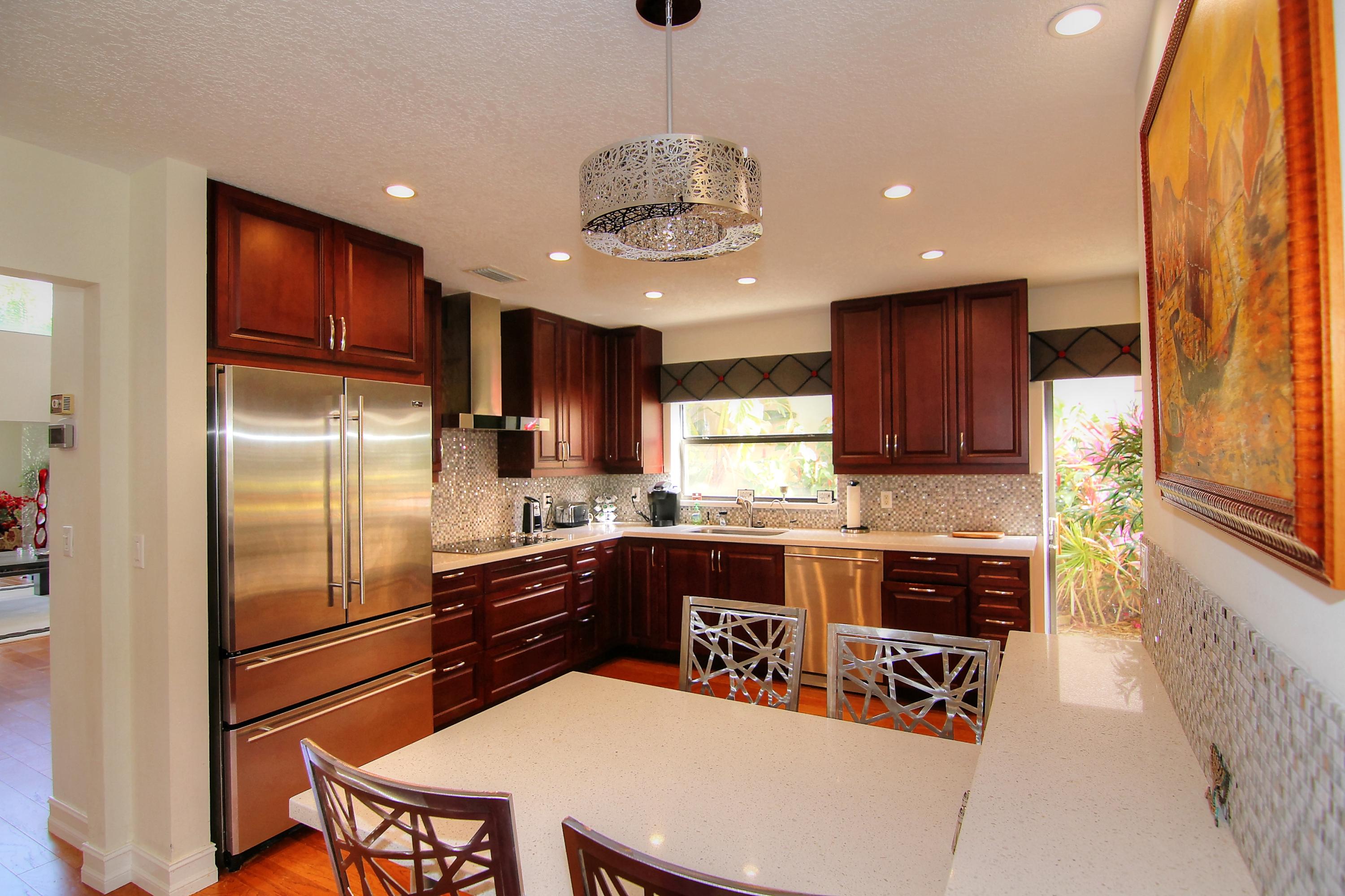 17453 Vía Capri Boca Raton, FL 33496 - Photo 2 of 18 IMG_7852