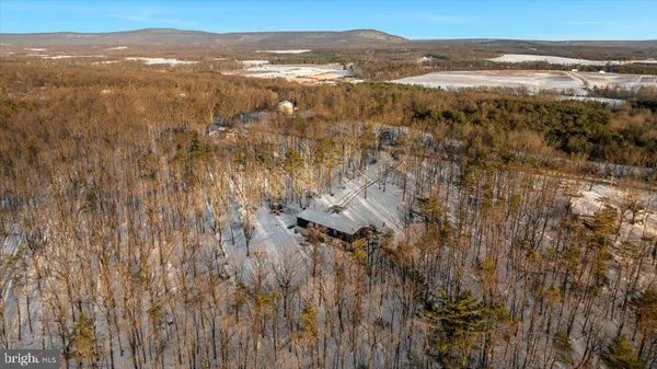 $500,000 | 1501 South Timber Ridge Road, Cross Junction, VA 22625