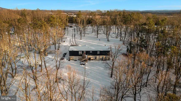 $500,000 | 1501 South Timber Ridge Road, Cross Junction, VA 22625