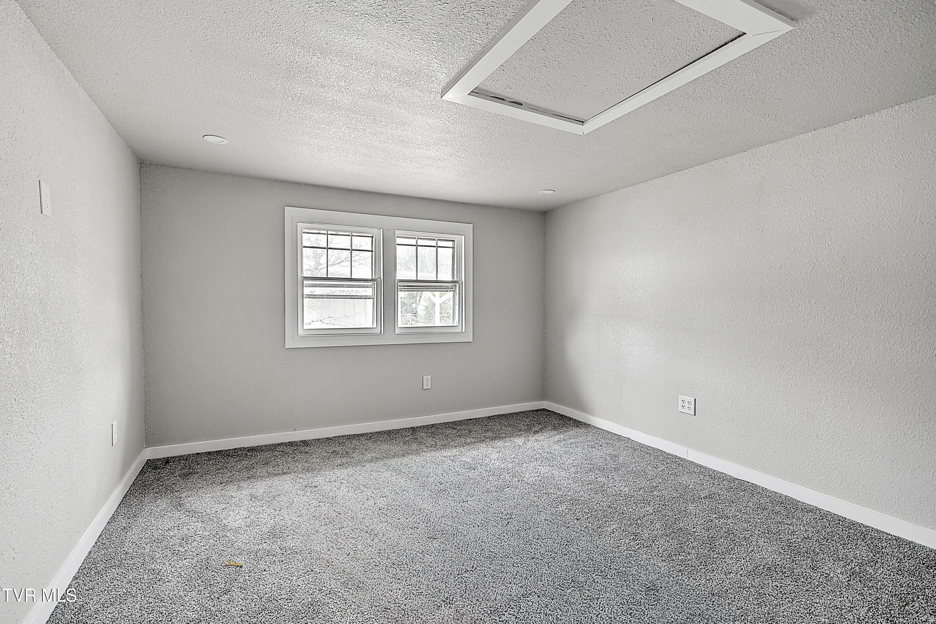 1570 Granby Road Kingsport, TN 37660 - Photo 27 of 31 1570 Granby DP-26