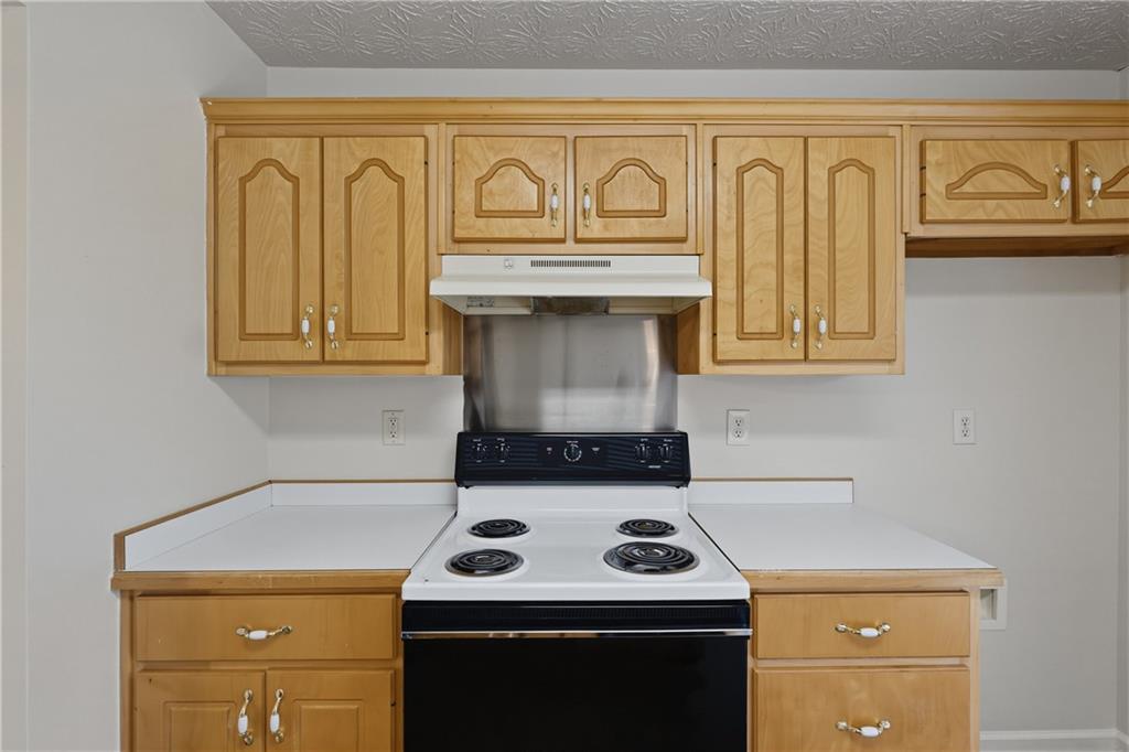 30 Hunters Trace Covington, GA 30014 - Photo 10 of 29