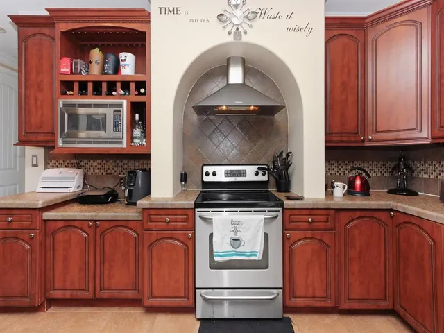 $445,000 | 6222 Buck Fever Drive, Polk City, FL 33868