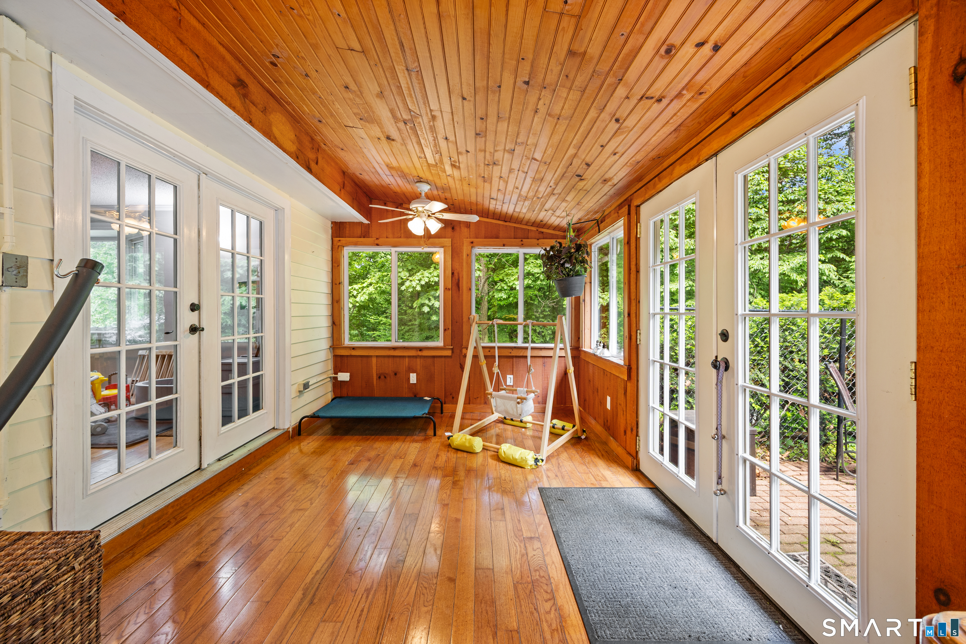 825 Neipsic Road Glastonbury, CT 06033 - Photo 36 of 40