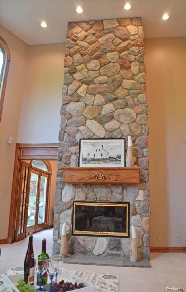 5159 Mountain Road Brighton, MI 48116 - Photo 8 of 31 8DSC_3358.jpg