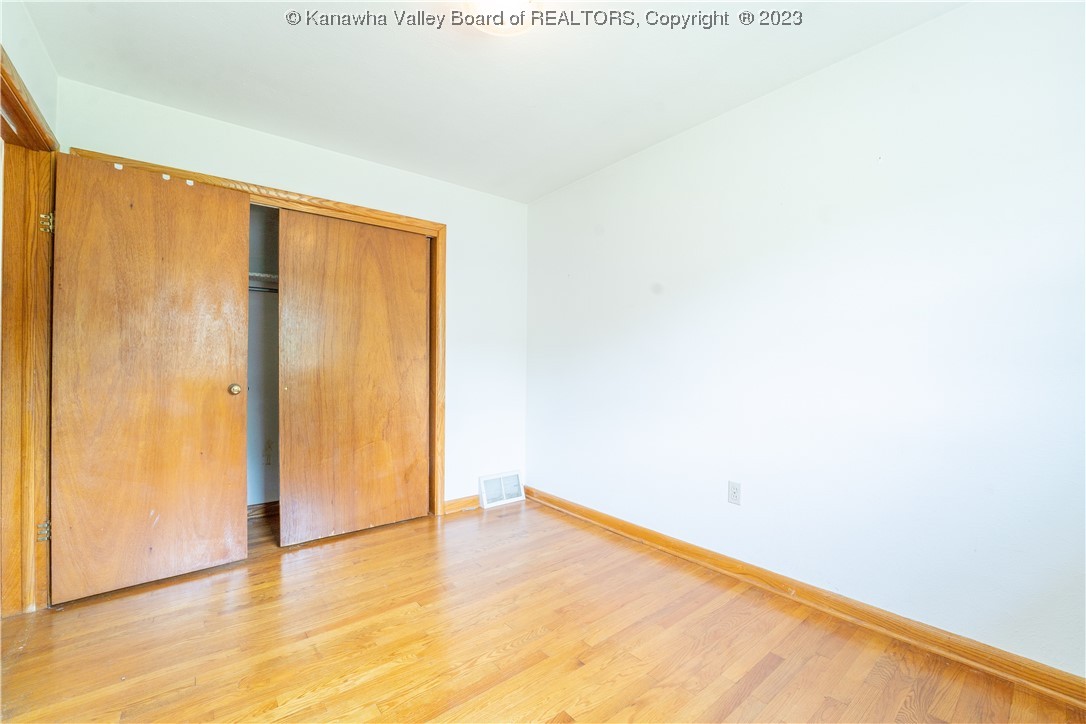 5267 Elk River Road North Elkview, WV 25071 - Photo 12 of 22 Gallery Image 12