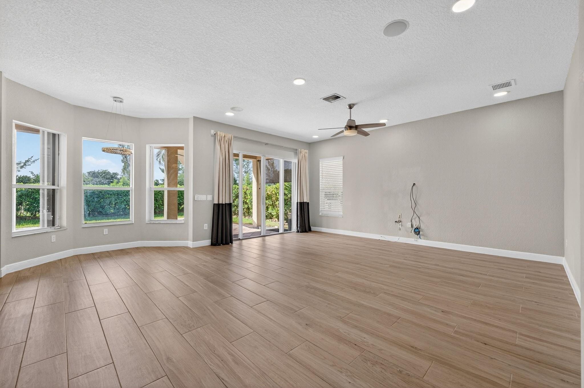 18632 Southwest 55th Street Miramar, FL 33029 - Photo 12 of 74 Photo 12