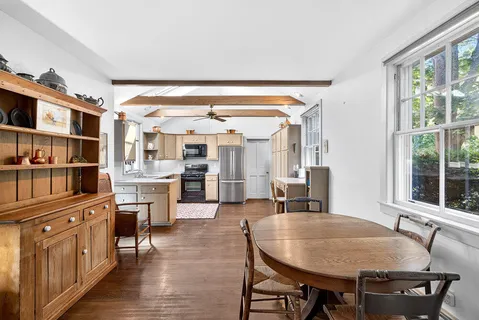 $2,495,000 | 250 Scraggy Neck Road, Cataumet, MA 02534