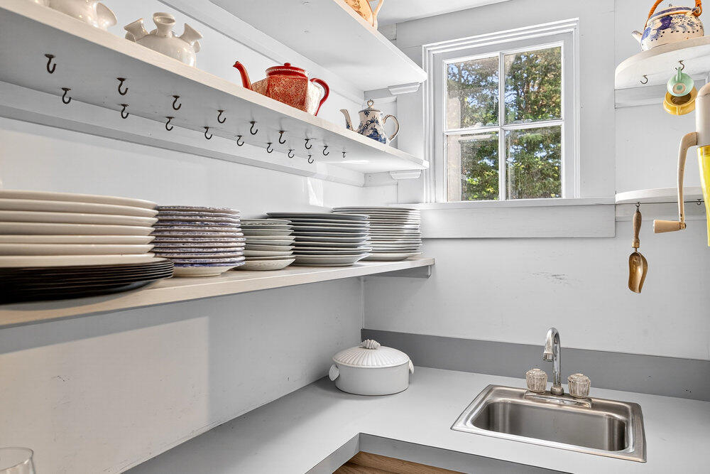 250 Scraggy Neck Road Cataumet, MA 02534 - Photo 17 of 86 250 Scraggy Neck Road