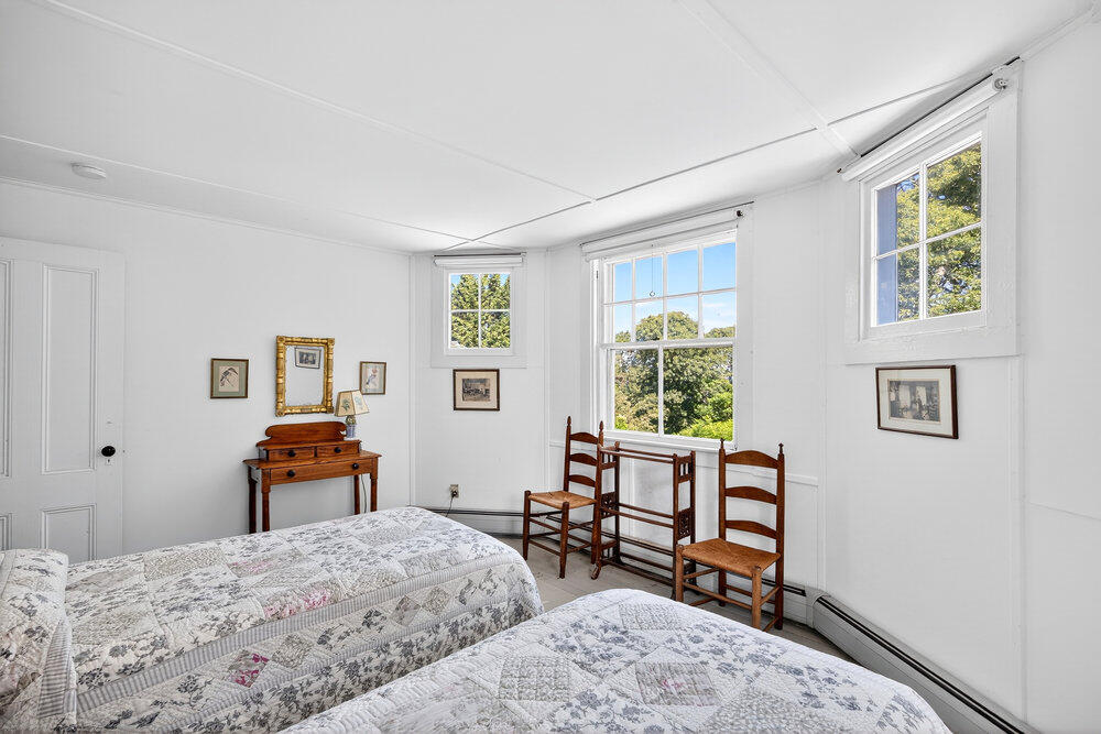 250 Scraggy Neck Road Cataumet, MA 02534 - Photo 19 of 86 250 Scraggy Neck Road