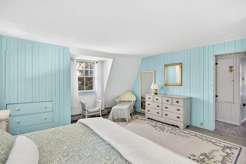 $2,495,000 | 250 Scraggy Neck Road, Cataumet, MA 02534