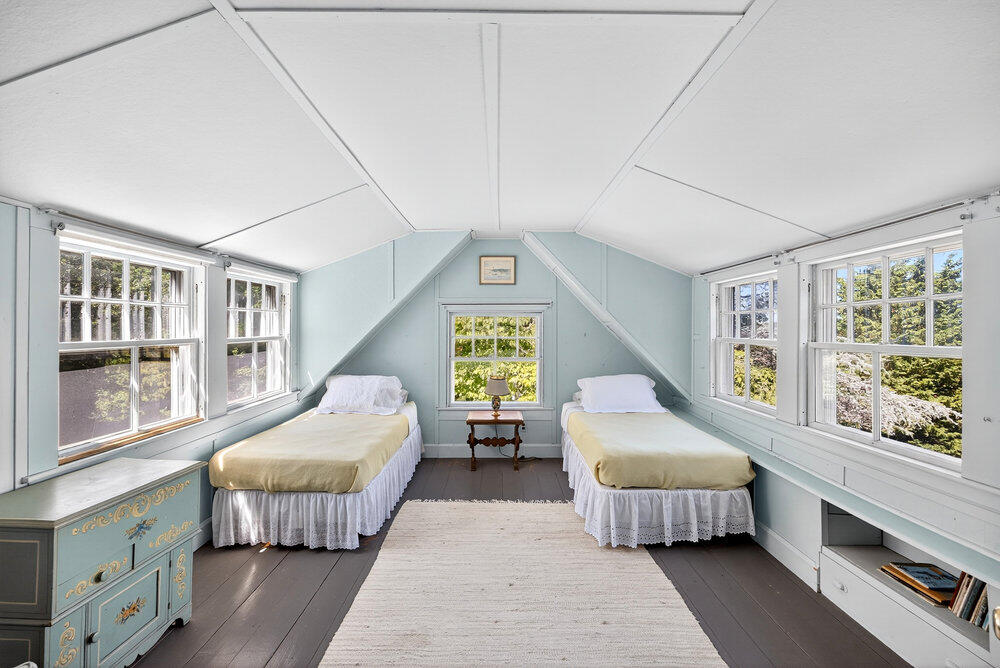 250 Scraggy Neck Road Cataumet, MA 02534 - Photo 25 of 86 250 Scraggy Neck Road