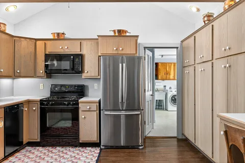 $2,495,000 | 250 Scraggy Neck Road, Cataumet, MA 02534