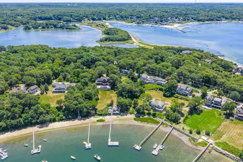 $2,495,000 | 250 Scraggy Neck Road, Cataumet, MA 02534