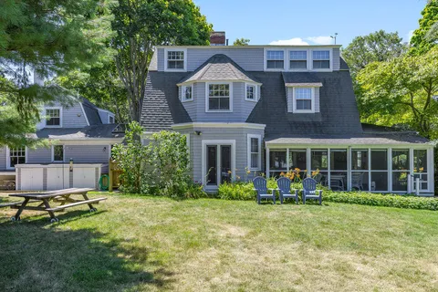 $2,495,000 | 250 Scraggy Neck Road, Cataumet, MA 02534