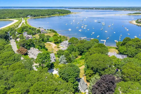 $2,495,000 | 250 Scraggy Neck Road, Cataumet, MA 02534