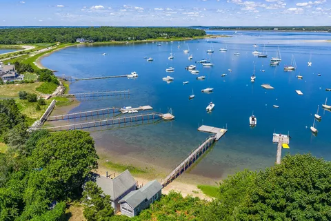$2,495,000 | 250 Scraggy Neck Road, Cataumet, MA 02534