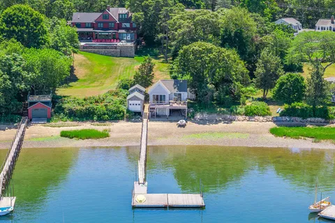 $2,495,000 | 250 Scraggy Neck Road, Cataumet, MA 02534