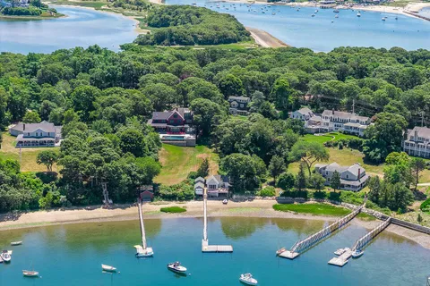 $2,495,000 | 250 Scraggy Neck Road, Cataumet, MA 02534