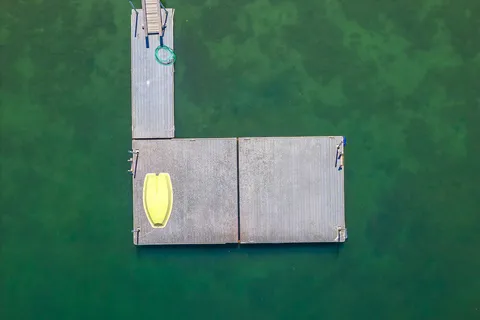 $2,495,000 | 250 Scraggy Neck Road, Cataumet, MA 02534