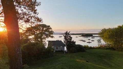 $2,495,000 | 250 Scraggy Neck Road, Cataumet, MA 02534