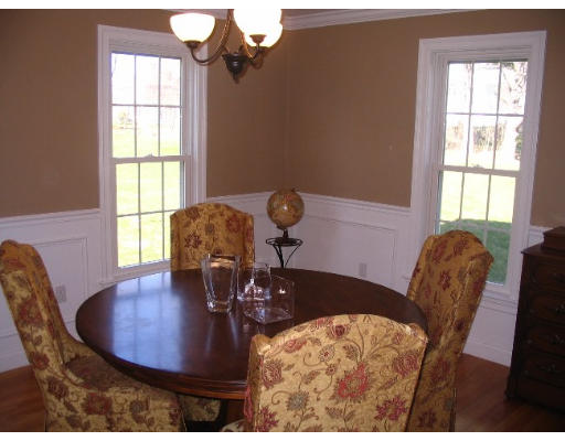 4 Mary Road North Reading, MA 01864 - Photo 4 of 20 Gallery Image 4