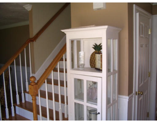 4 Mary Road North Reading, MA 01864 - Photo 5 of 20 Gallery Image 5