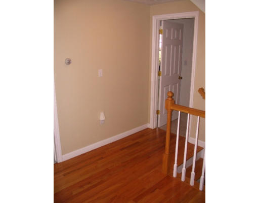 4 Mary Road North Reading, MA 01864 - Photo 10 of 20 Gallery Image 10