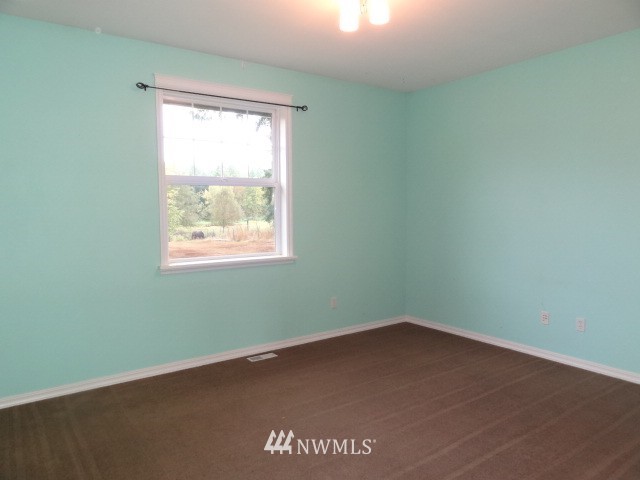 7440 Creekside Lane Southwest Rochester, WA 98579 - Photo 12 of 23