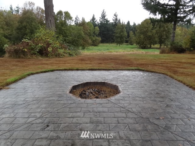 7440 Creekside Lane Southwest Rochester, WA 98579 - Photo 3 of 23