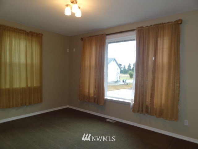 7440 Creekside Lane Southwest Rochester, WA 98579 - Photo 9 of 23